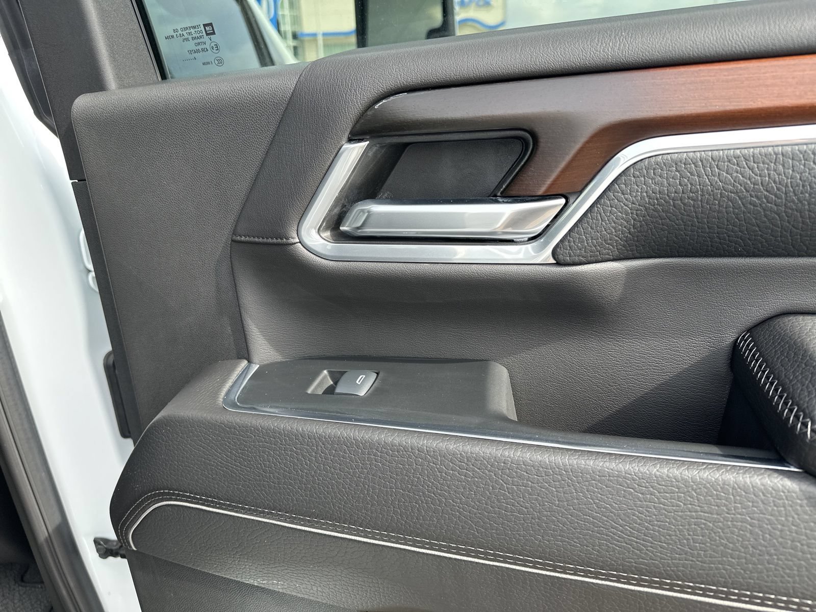 Used 2024 GMC Sierra 2500 Denali w/ Technology Package AWD/4WD image 37