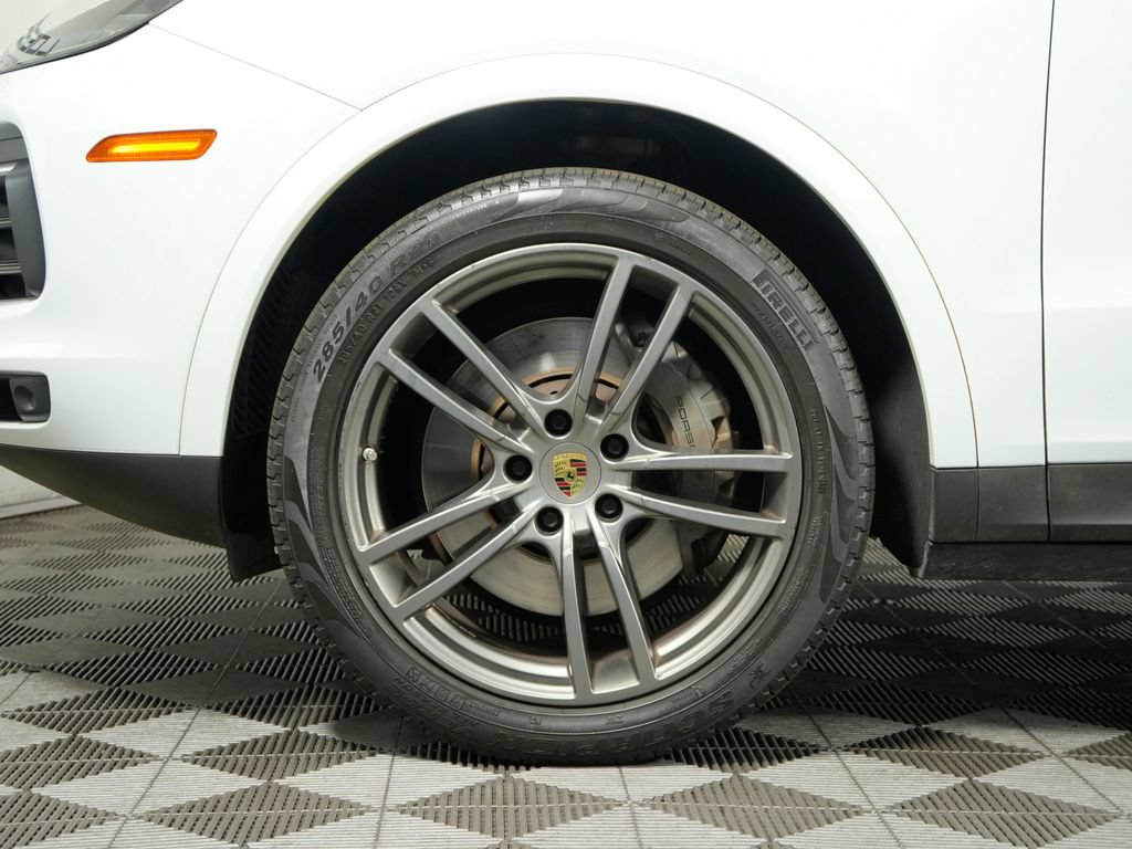 Certified 2020 Porsche Cayenne S AWD/4WD image 13