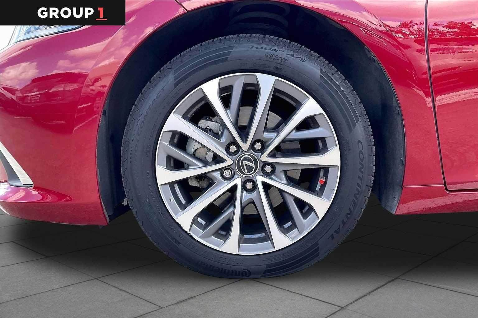 Certified 2022 Lexus ES 350 w/ Premium Package FWD image 9