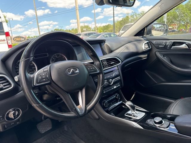 Used 2018 INFINITI QX30 Premium w/ Navigation Package AWD/4WD image 21