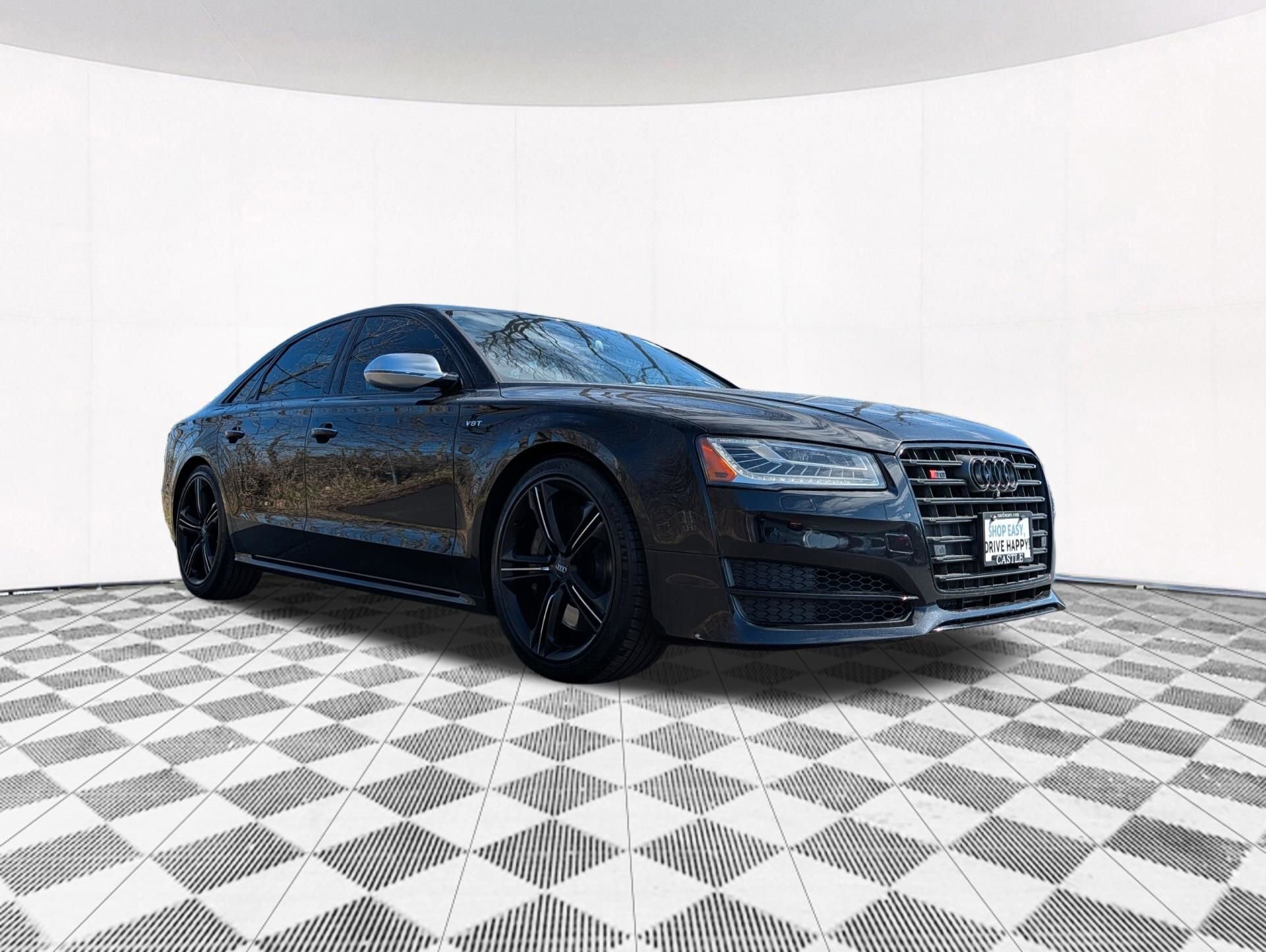 Used 2015 Audi S8 w/ S8 Cold Weather Package image 16