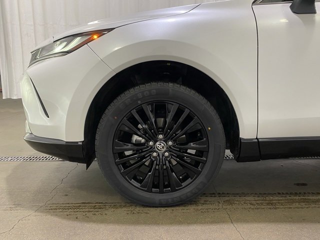 Certified 2024 Toyota Venza Nightshade image 25
