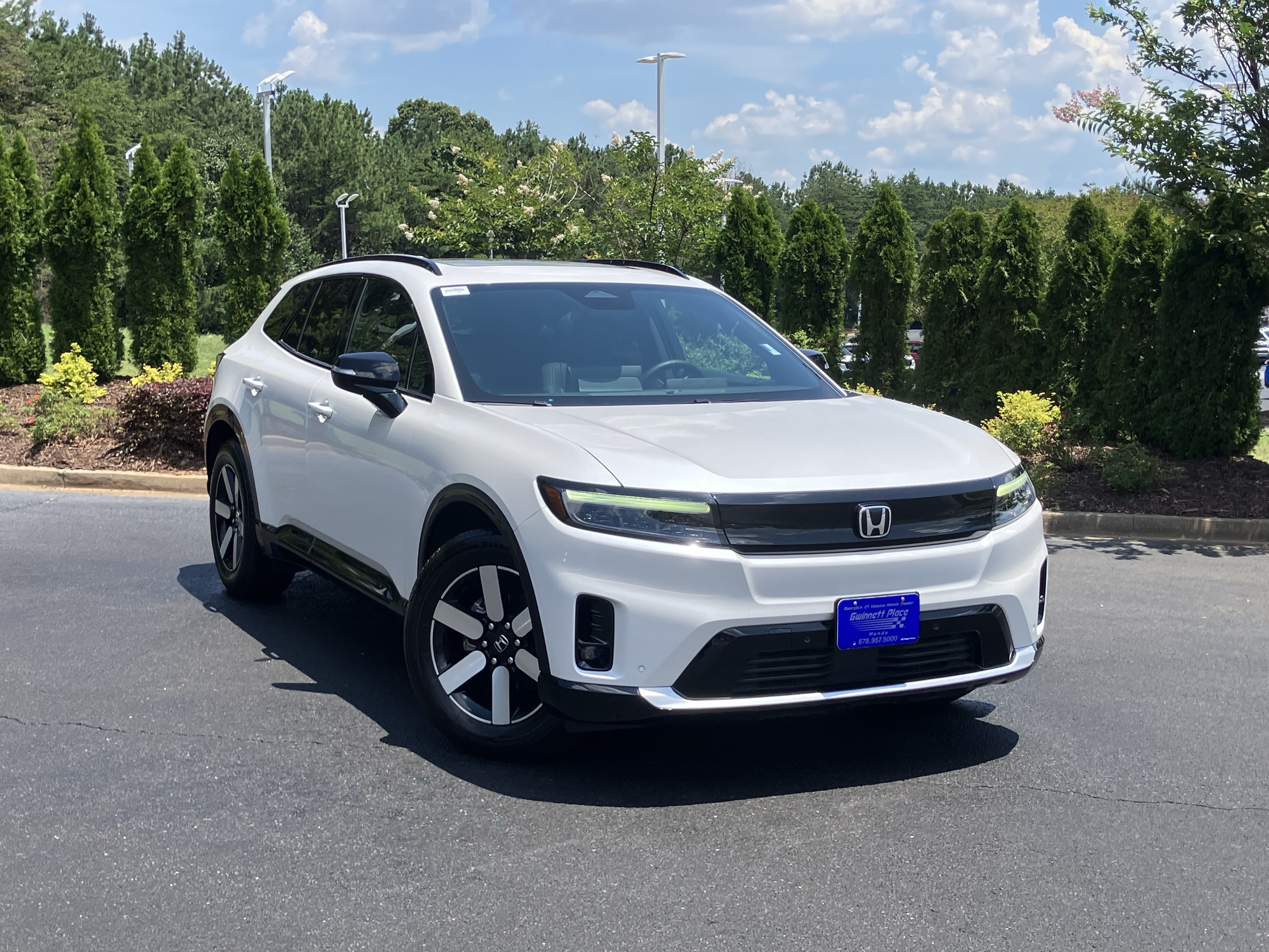 Used 2024 Honda Prologue Touring image 2