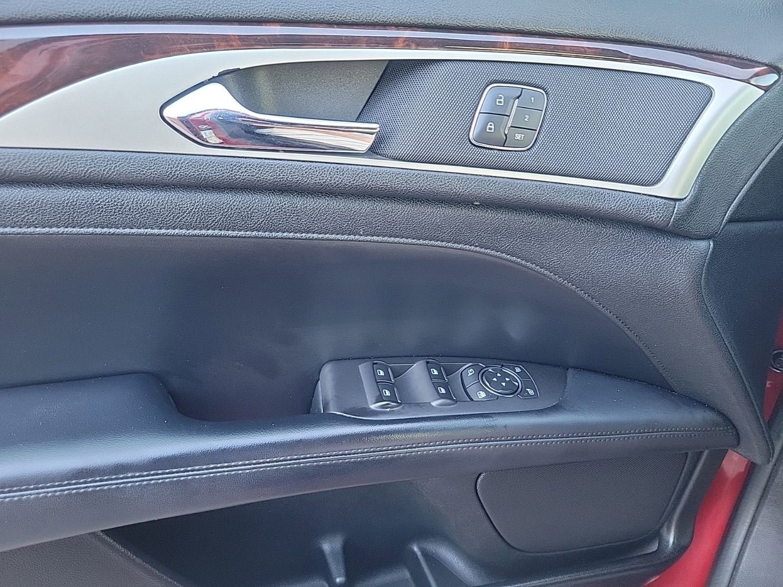 Used 2017 Lincoln MKZ Select FWD image 19