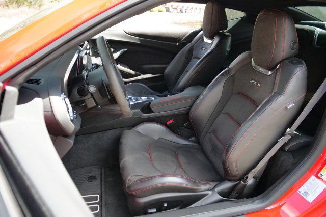 Used 2022 Chevrolet Camaro ZL1 image 3