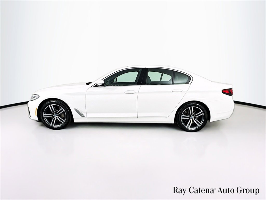 Certified 2022 BMW 530i xDrive w/ Premium Package image 4