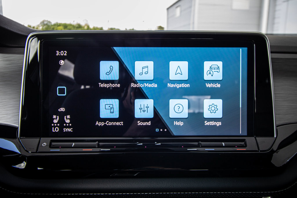 New 2026 Volkswagen Atlas Cross Sport SE FWD image 44