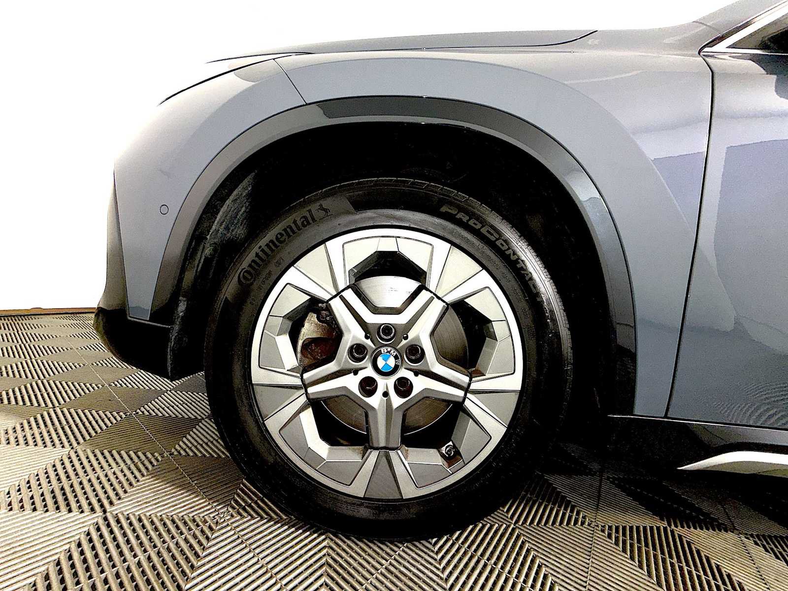 Used 2024 BMW X1 xDrive28i w/ Premium Package AWD/4WD image 8