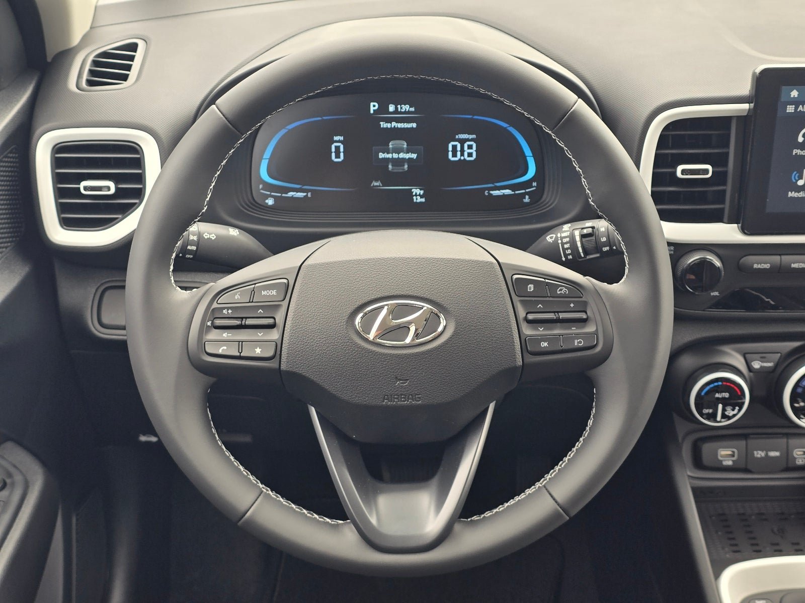 New 2026 Hyundai Venue SEL FWD image 15