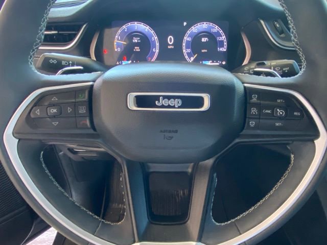 Used 2023 Jeep Grand Cherokee Altitude image 18