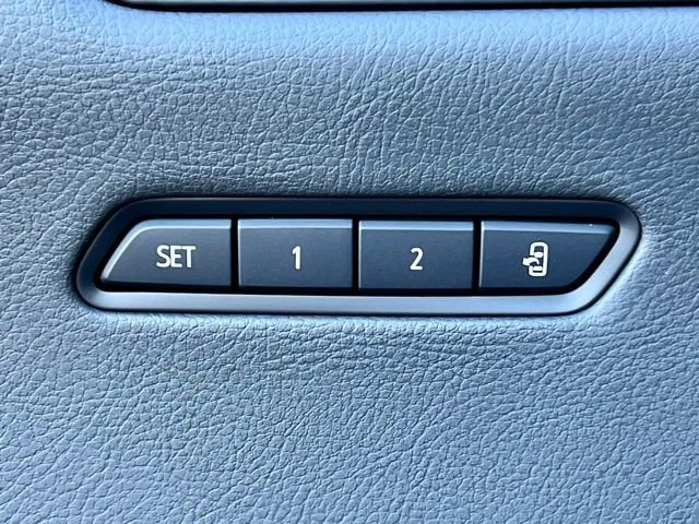 New 2024 Cadillac XT6 Sport w/ LPO, ONYX Package AWD/4WD image 17