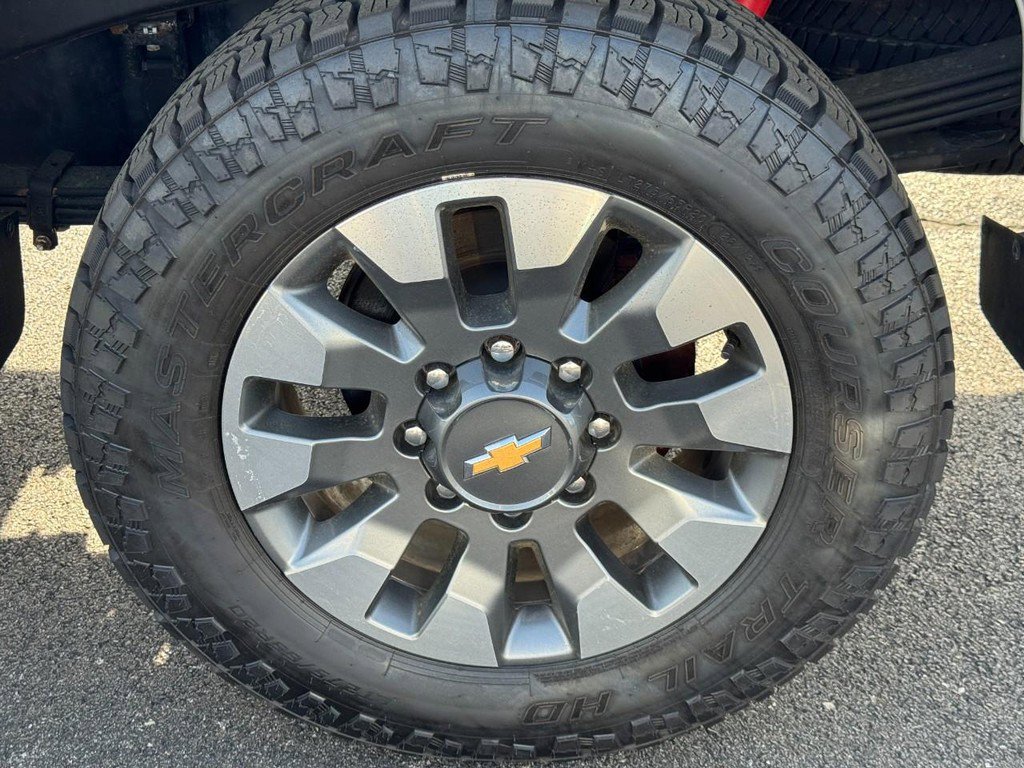 Certified 2024 Chevrolet Silverado 2500 Custom w/ Custom Value Package AWD/4WD image 7