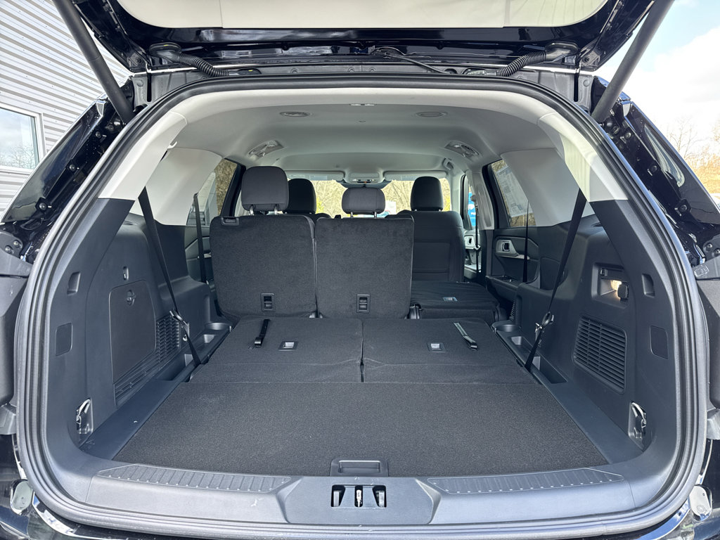 New 2026 Ford Explorer Active AWD/4WD image 6
