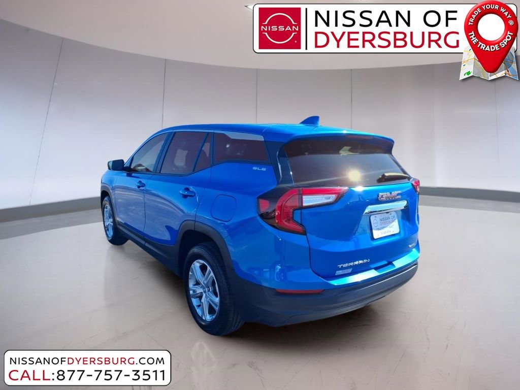 Used 2024 GMC Terrain SLE image 5
