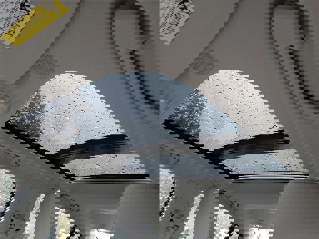 Certified 2025 Volvo S60 T8 Ultra w/ Climate Package image 15