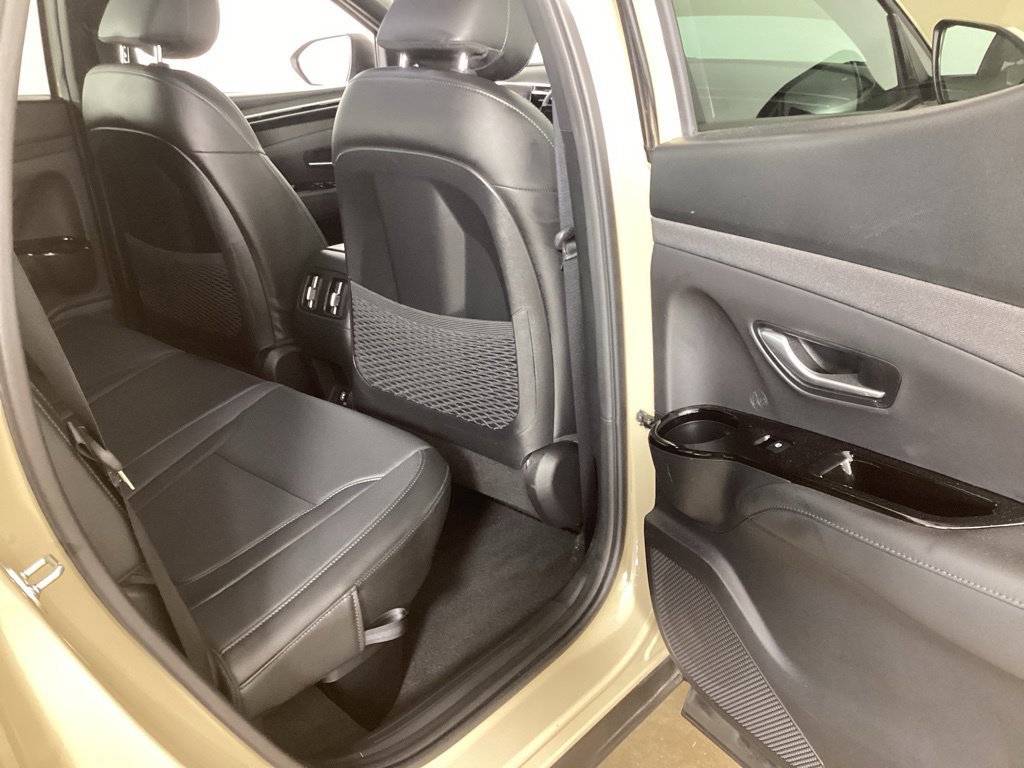 Used 2024 Hyundai Santa Cruz Limited AWD/4WD image 23