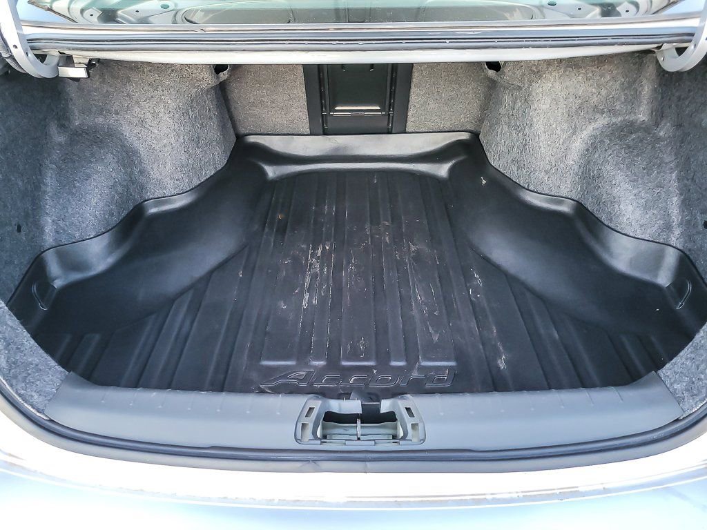 Used 2010 Honda Accord LX-P image 15