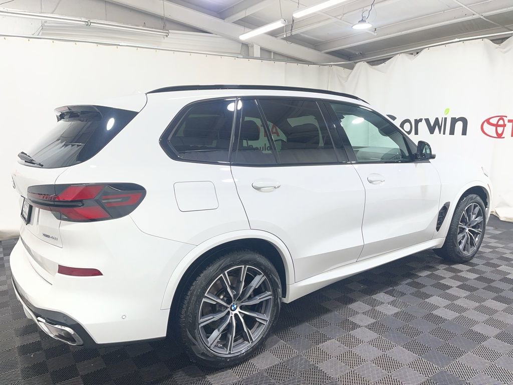 Used 2026 BMW X5 xDrive40i AWD/4WD image 6