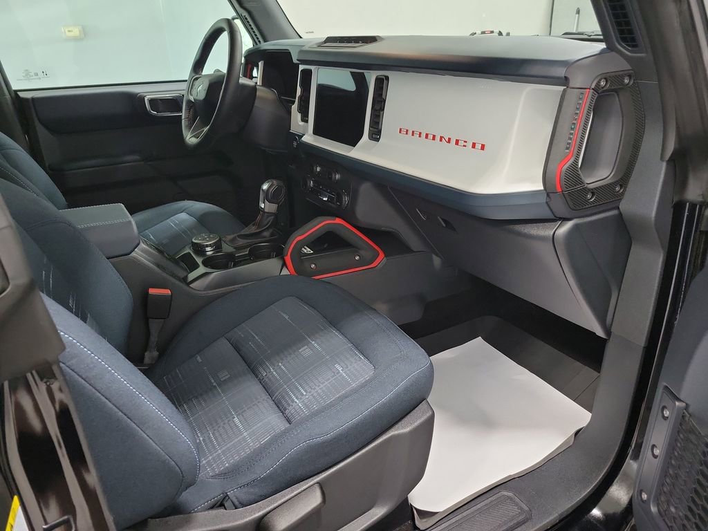 Used 2025 Ford Bronco Heritage Edition AWD/4WD image 20