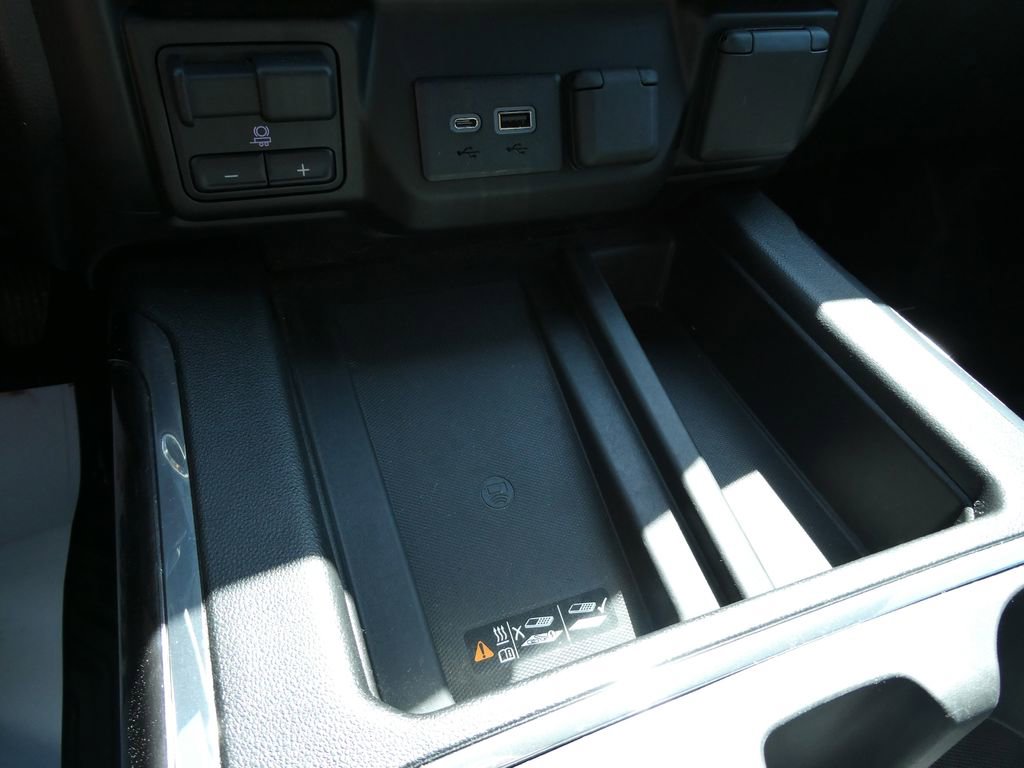 Certified 2020 Chevrolet Silverado 3500 LTZ w/ LTZ Premium Package image 28