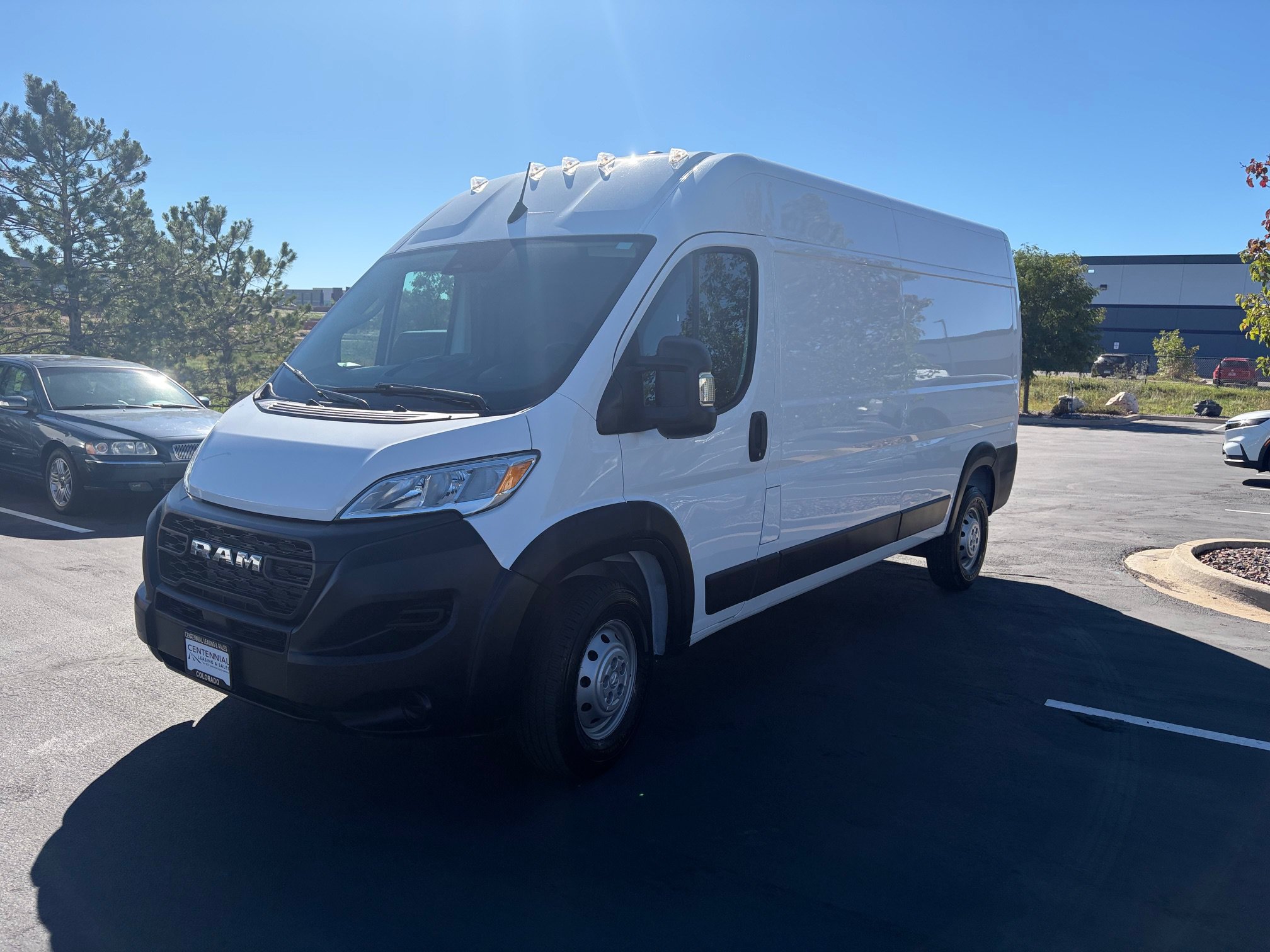 Used 2023 RAM ProMaster 2500 FWD image 3