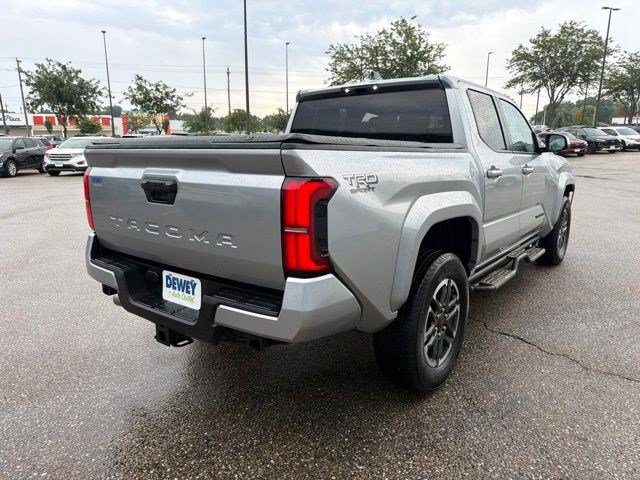 Used 2024 Toyota Tacoma TRD Sport RWD image 5