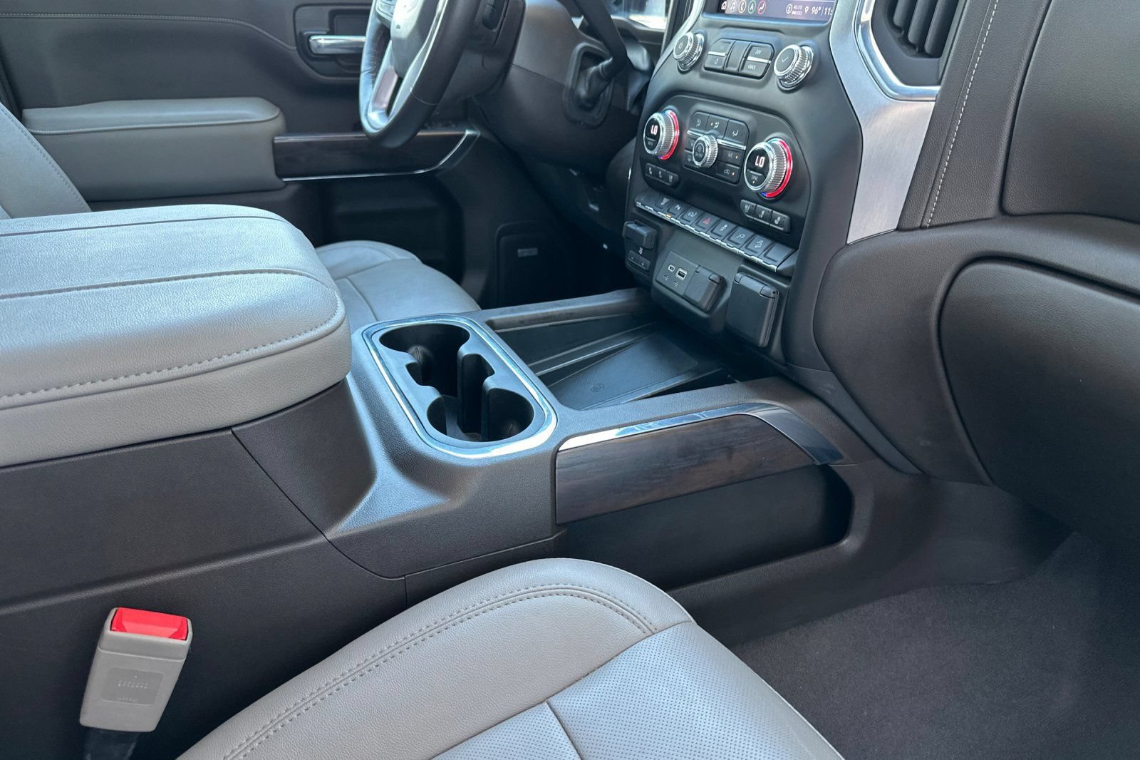 Certified 2023 GMC Sierra 2500 SLT w/ SLT Premium Package AWD/4WD image 16