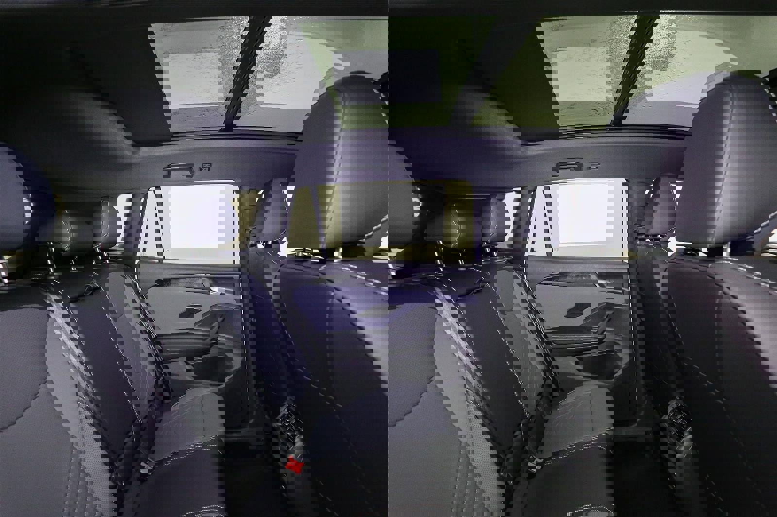 New 2026 Volkswagen Tiguan SE R-Line AWD/4WD image 19