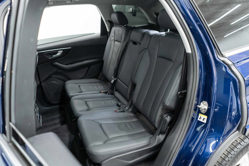 Used 2023 Audi Q7 3.0T Premium image 15