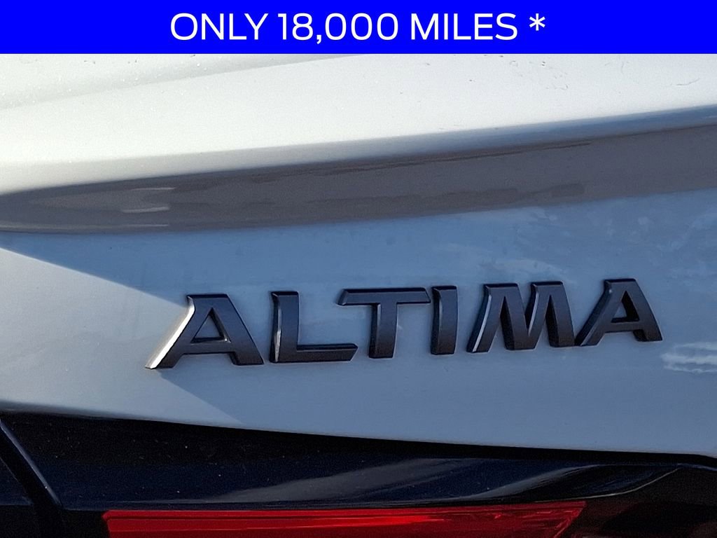 Used 2023 Nissan Altima 2.0 SR image 29
