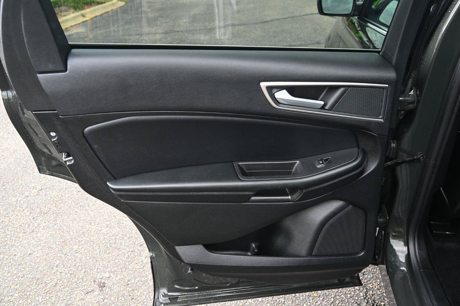 Used 2023 Ford Edge SEL AWD/4WD image 24
