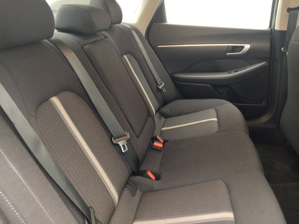 Used 2025 Hyundai Sonata SEL FWD image 19