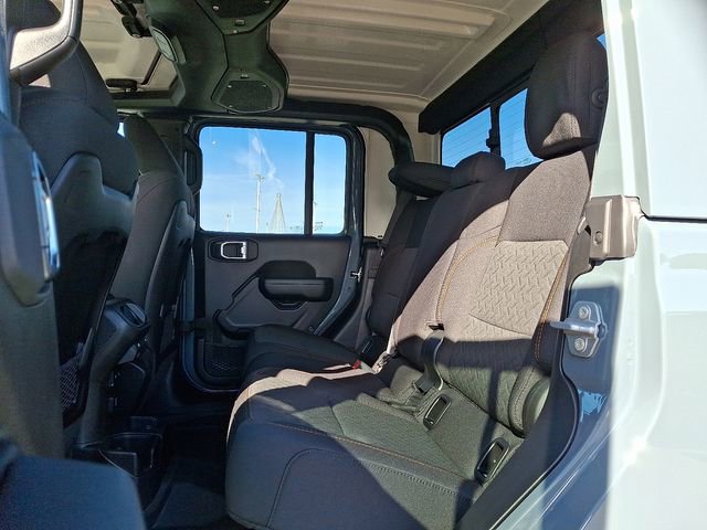 New 2026 Jeep Gladiator Mojave w/ Safety Group image 5