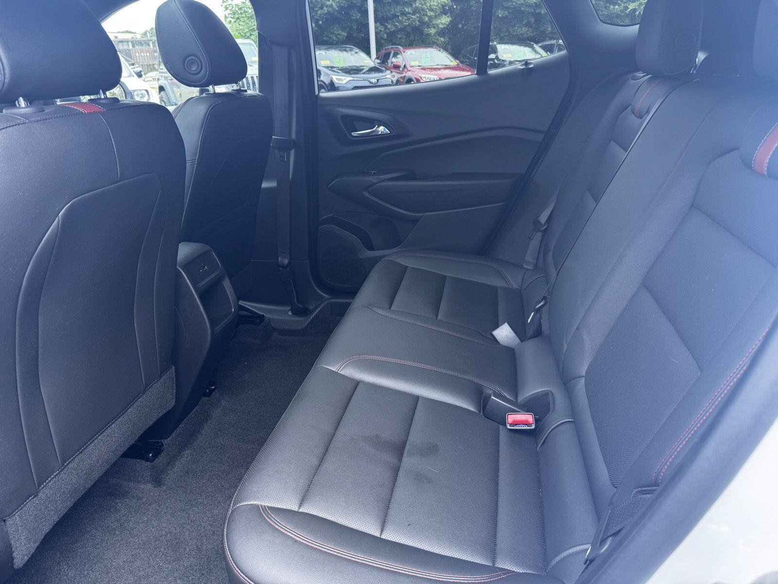 Certified 2024 Chevrolet Trax RS w/ Sunroof Package FWD image 17