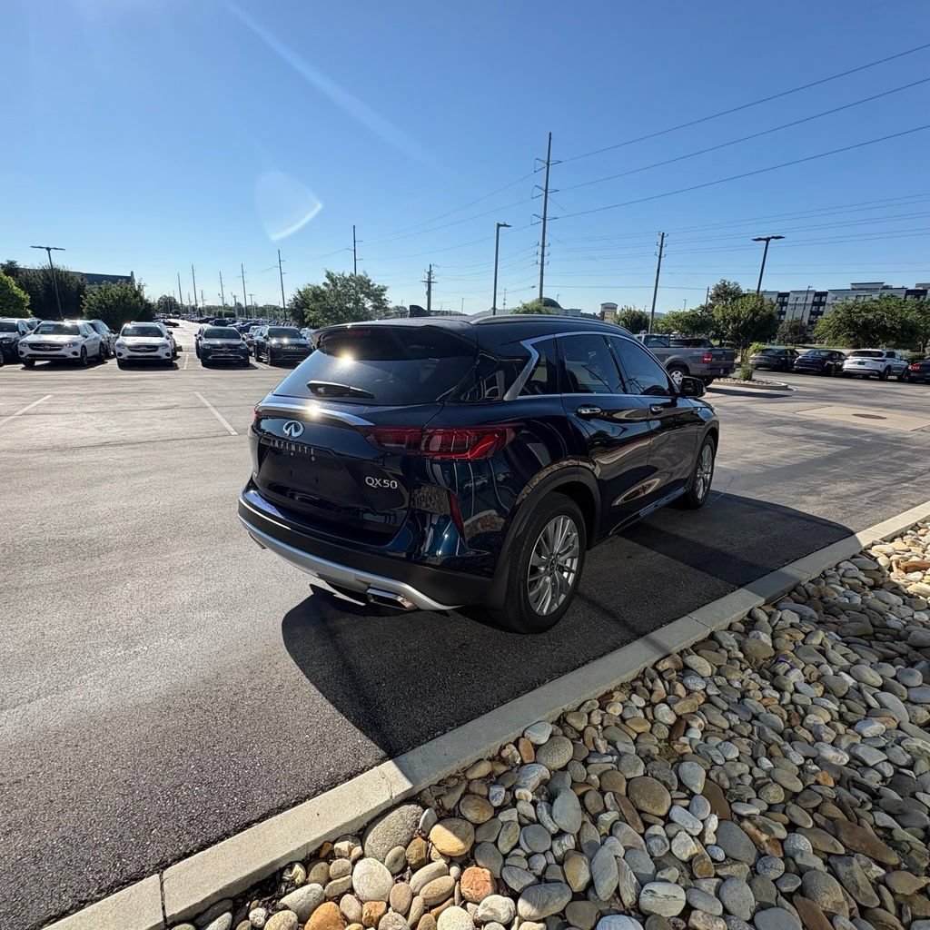 Used 2024 INFINITI QX50 Luxe AWD/4WD image 6