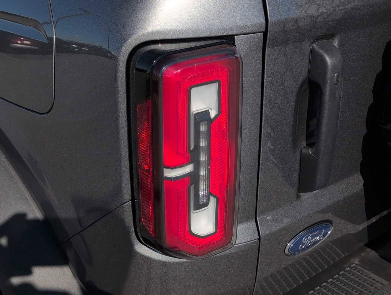 New 2025 Ford Bronco Badlands image 16