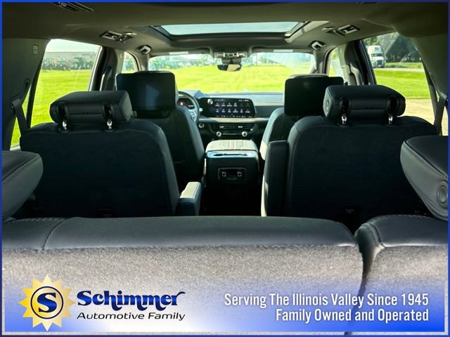 New 2026 Chevrolet Tahoe High Country AWD/4WD image 17