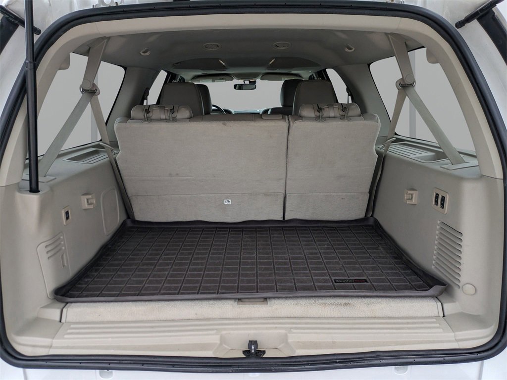 Used 2015 Lincoln Navigator L 4WD image 12