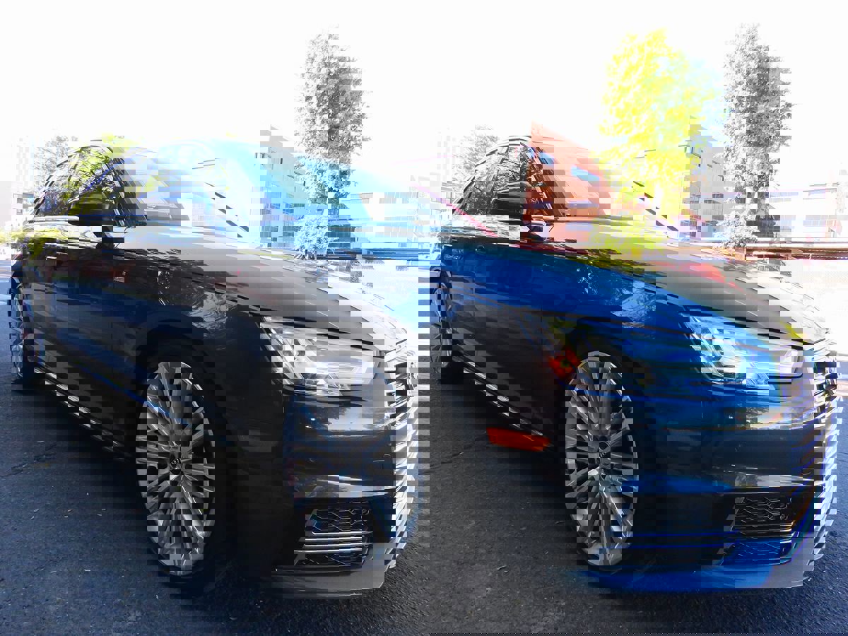 Used 2017 Audi A4 2.0T Premium Plus w/ Premium Plus Package image 10