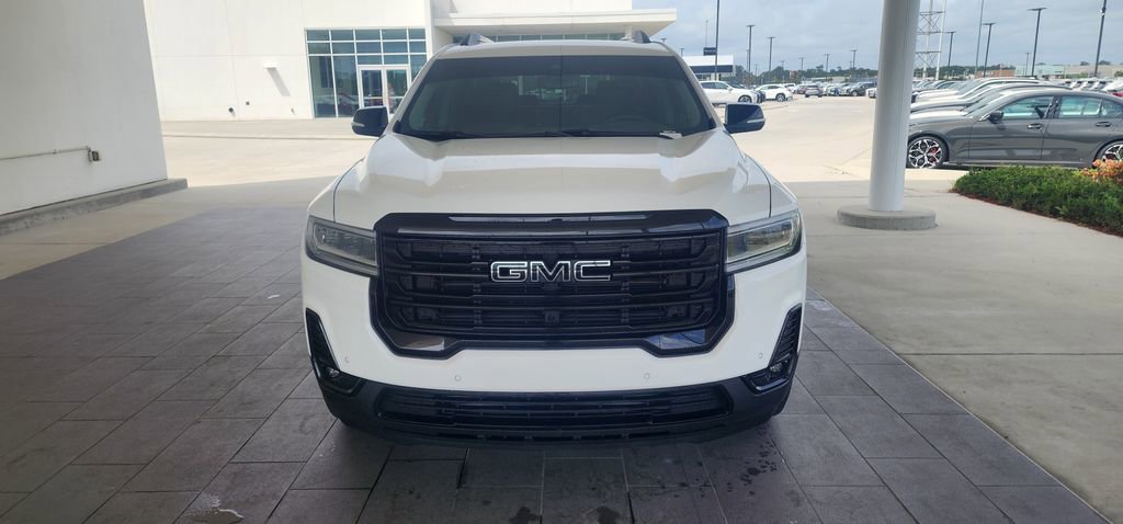 Used 2023 GMC Acadia SLT w/ Elevation Edition image 3