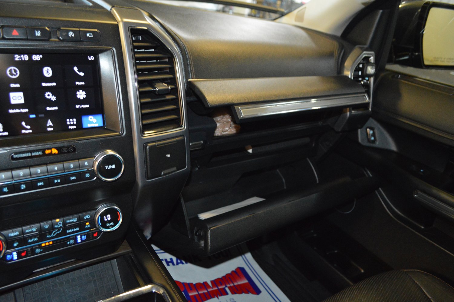 Used 2019 Ford Expedition Platinum AWD/4WD image 22
