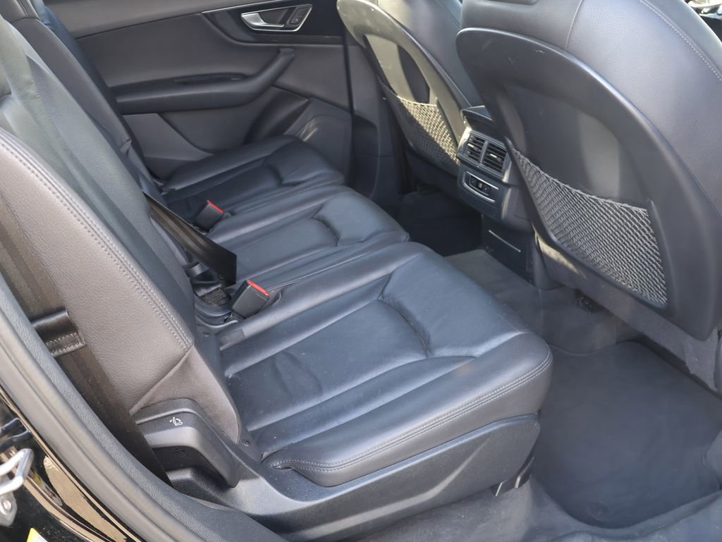 Used 2017 Audi Q7 3.0T Premium Plus image 8