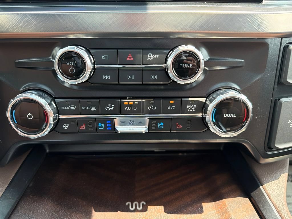 New 2026 Ford F250 4x4 Crew Cab Super Duty image 32