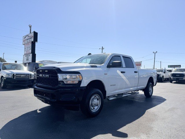 Used 2019 RAM 2500 Tradesman AWD/4WD image 2