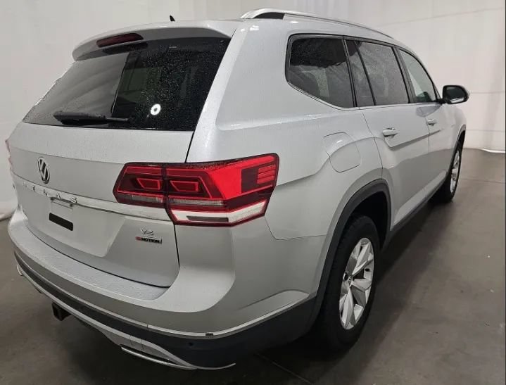 Used 2018 Volkswagen Atlas SEL AWD/4WD image 4