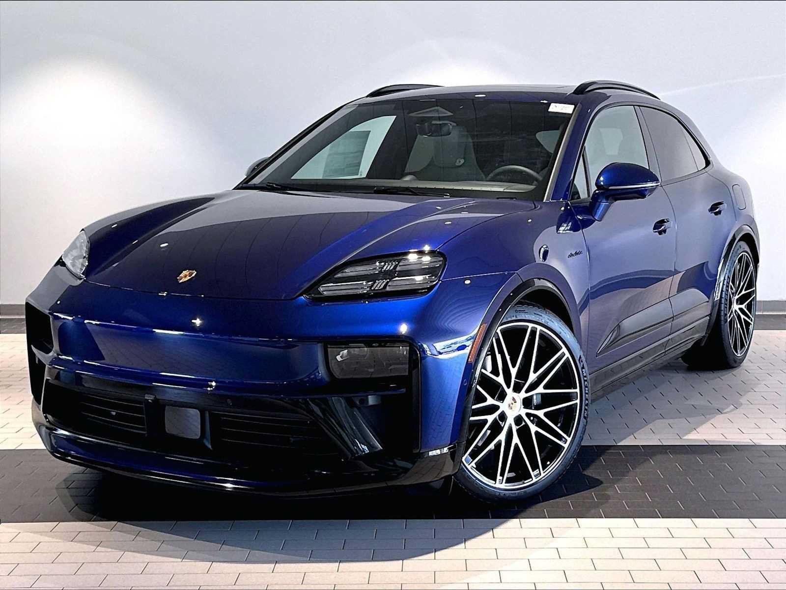 New 2026 Porsche Macan 4 Electric AWD/4WD video 1