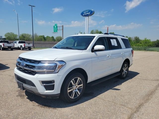 Used 2024 Ford Expedition Limited image 19
