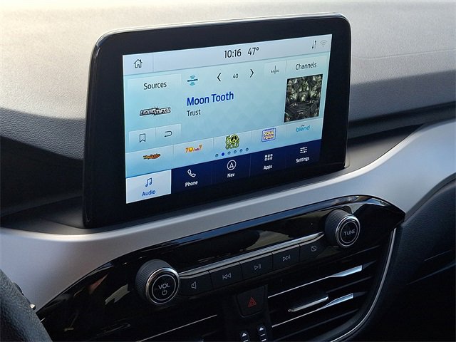 Used 2020 Ford Escape SEL image 17