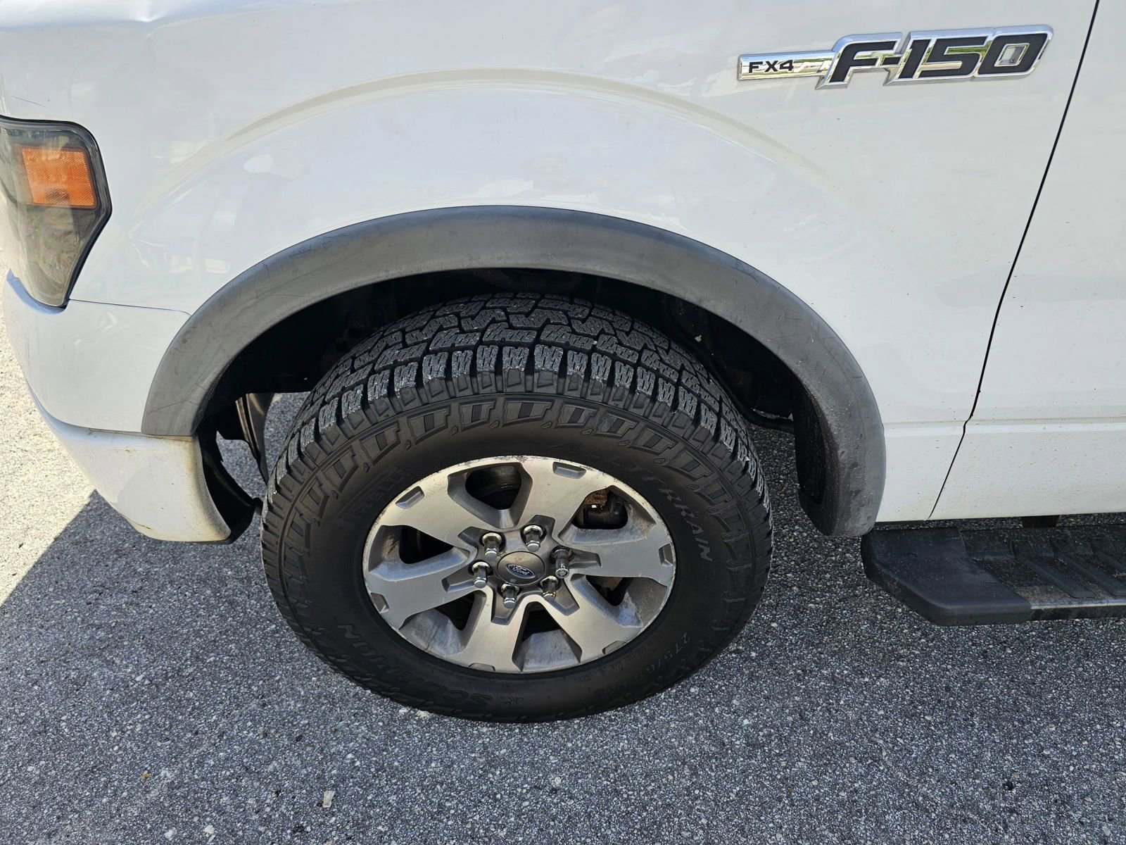 Used 2014 Ford F150 FX4 w/ Equipment Group 402A Luxury image 25