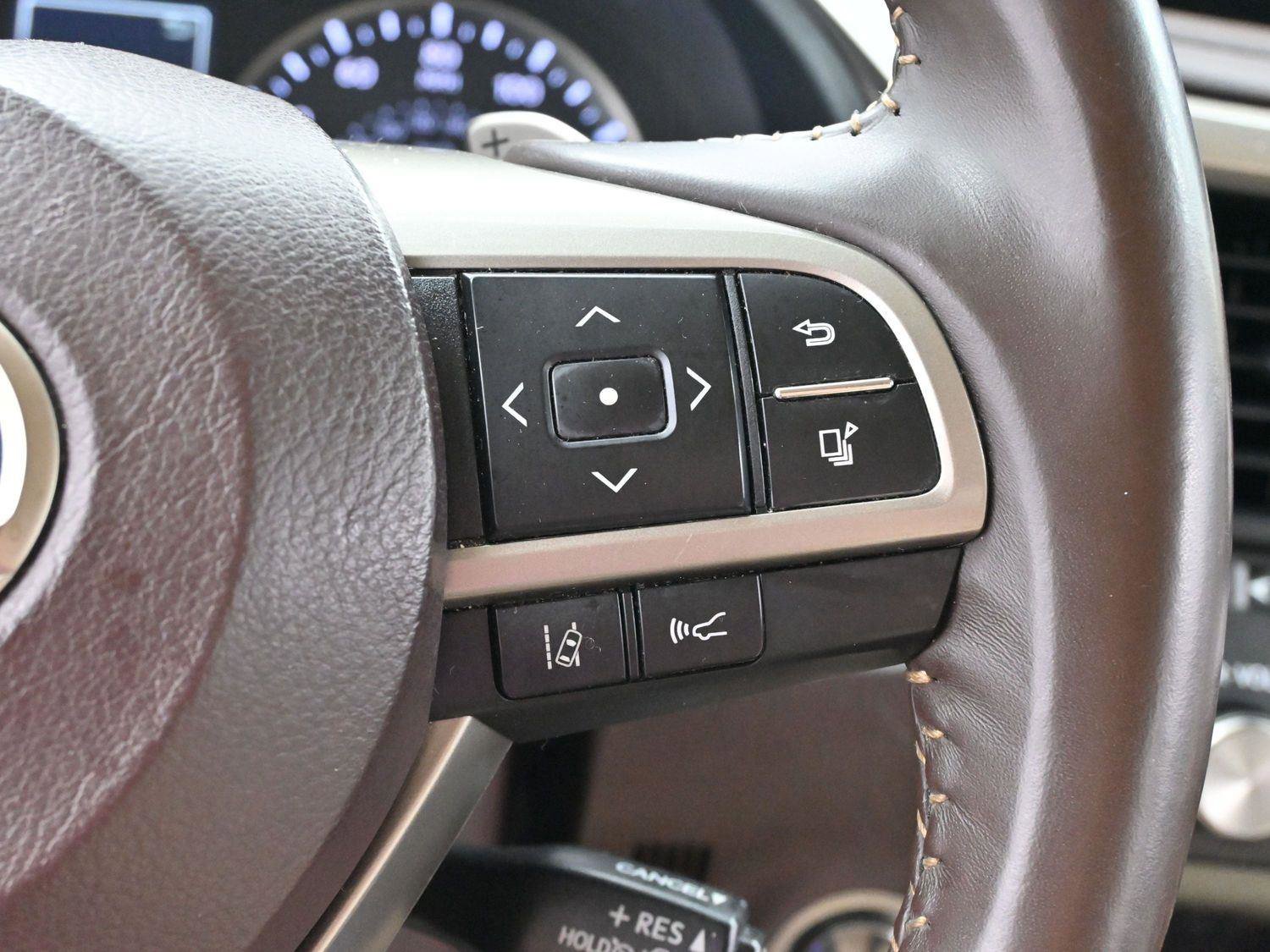 Used 2020 Lexus RX 350 FWD w/ Accessory Package image 19